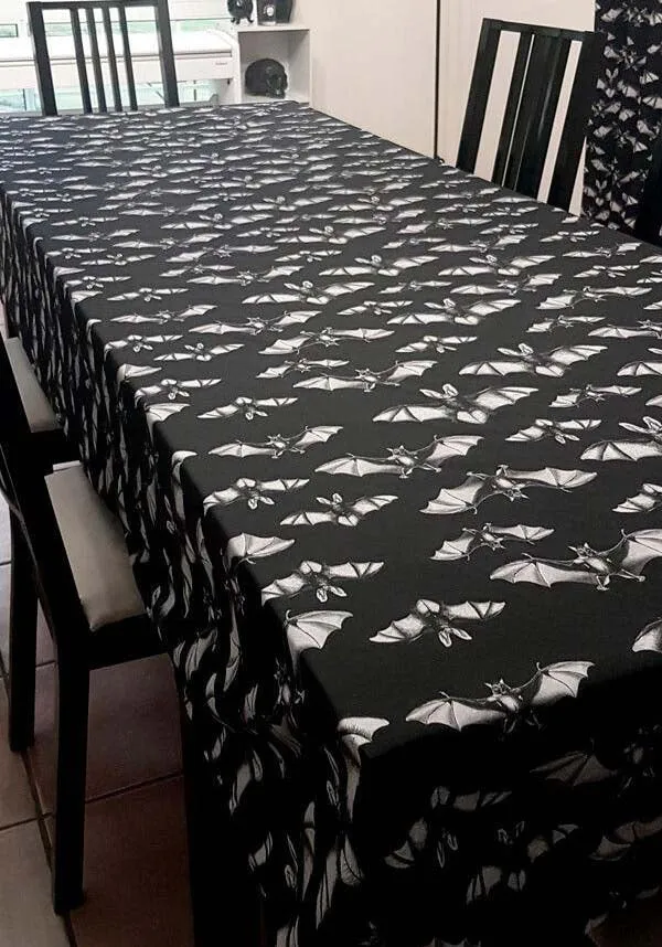 Midnight Flight | TABLE CLOTH